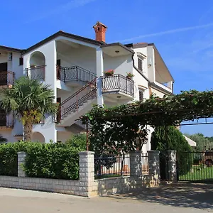 https://apartments-jasna-umag.in-istria.net